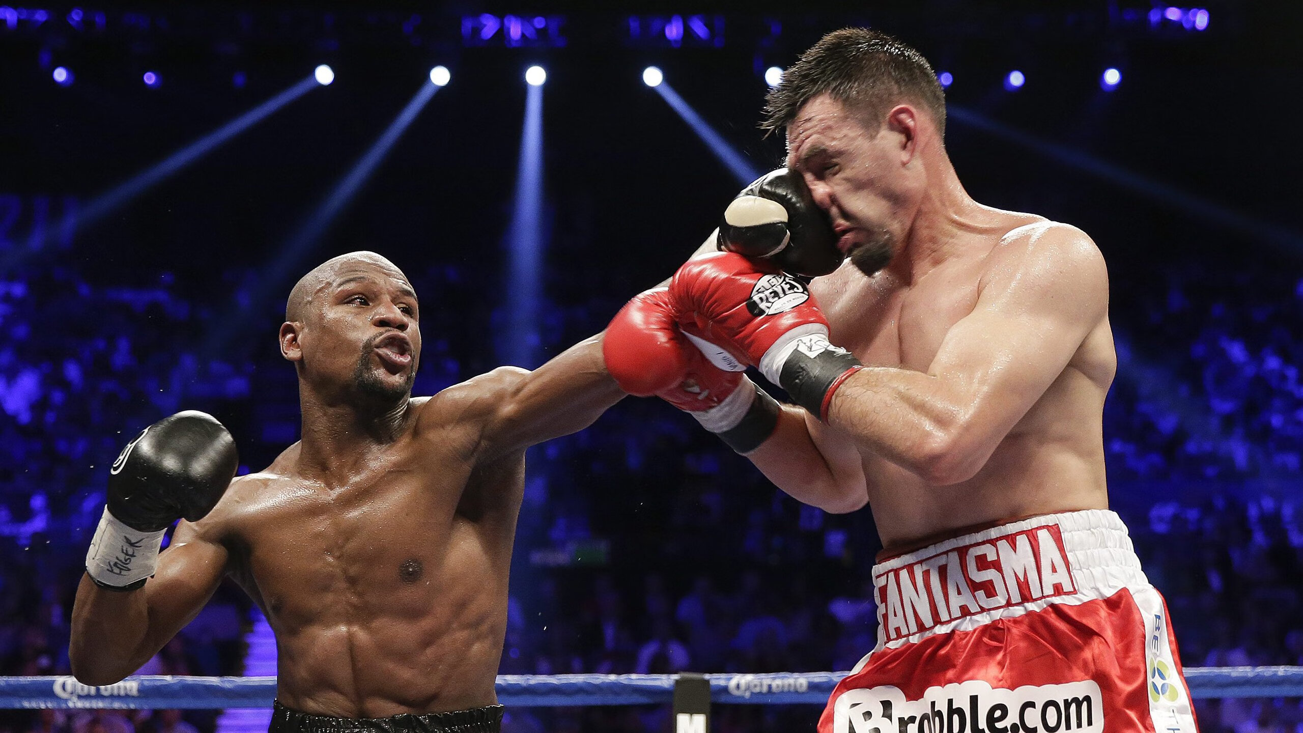 “青少年足球文化交流深入基层，丰富多彩的体育盛事”，开展青少年足球训练的意义